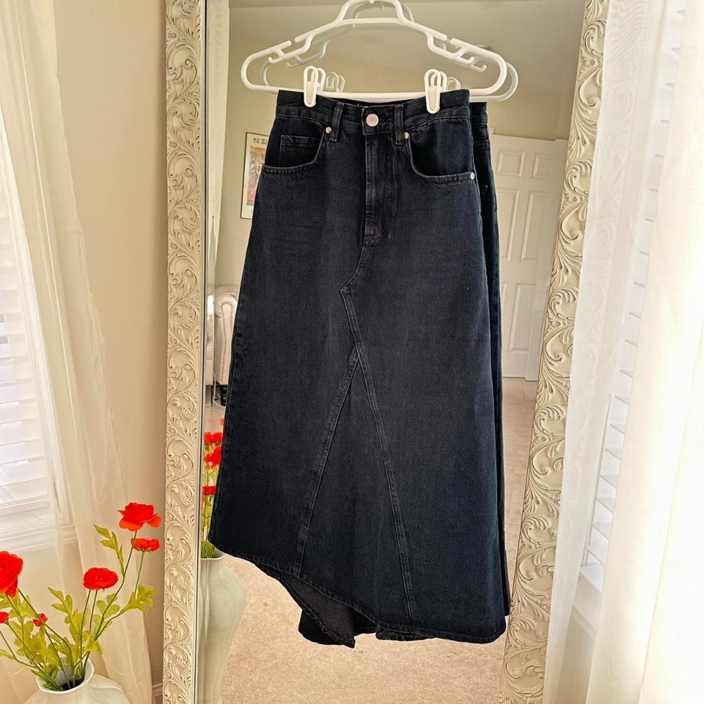 ZARA BLACK DENIM SKIRT
